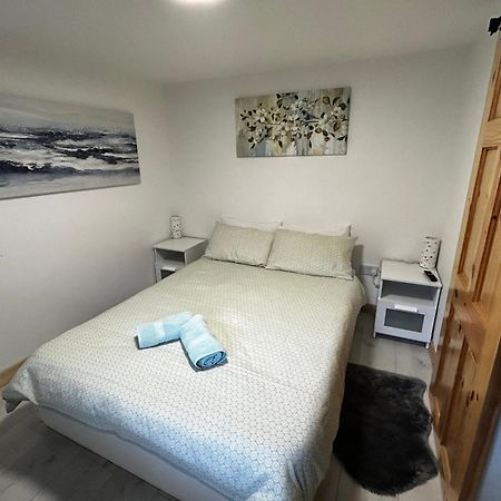 Stardust Getaway Tiny-Home E32Ak40 Piltown Bagian luar foto